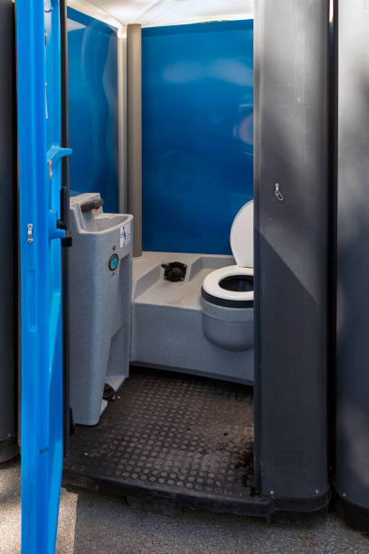 Best Local porta potty services  in Waukon, IA